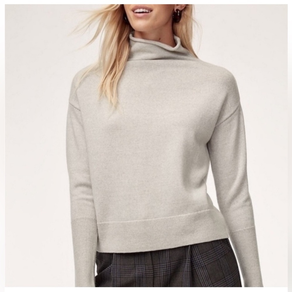 Wilfred Cyprie Aritzia Sweater Size L